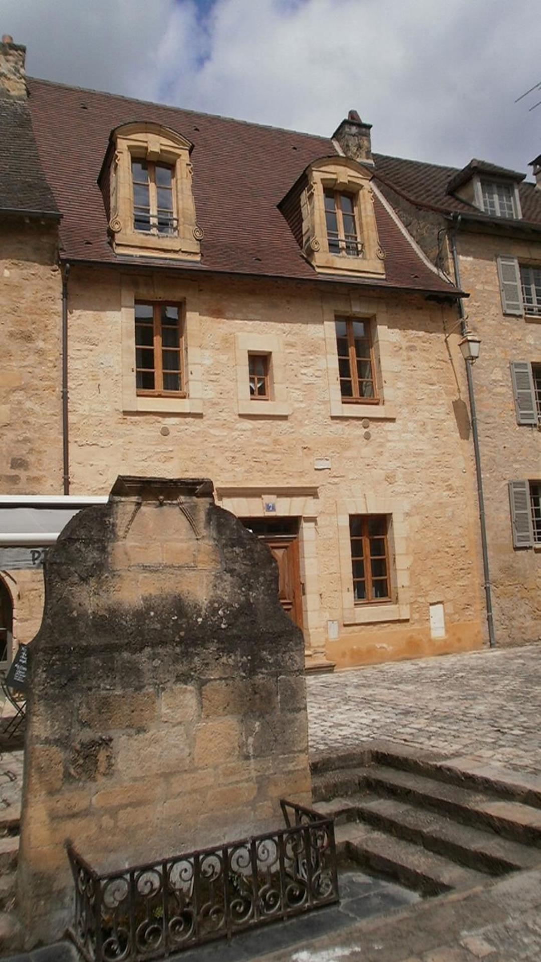 Le Grenier Du Chapitre Apartment Sarlat-la-Canéda Exterior foto