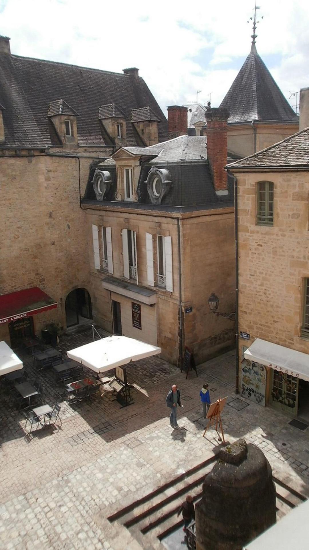 Le Grenier Du Chapitre Apartment Sarlat-la-Canéda Exterior foto