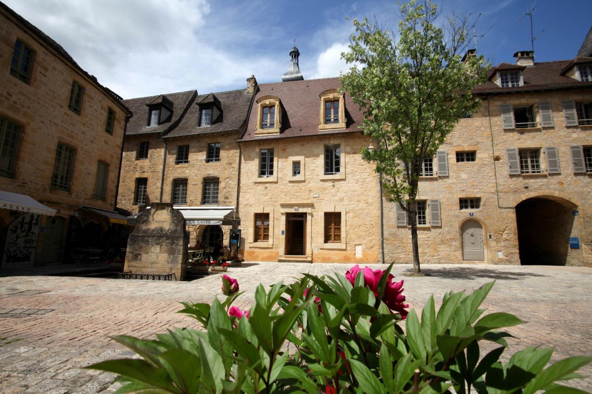 Le Grenier Du Chapitre Apartment Sarlat-la-Canéda Exterior foto