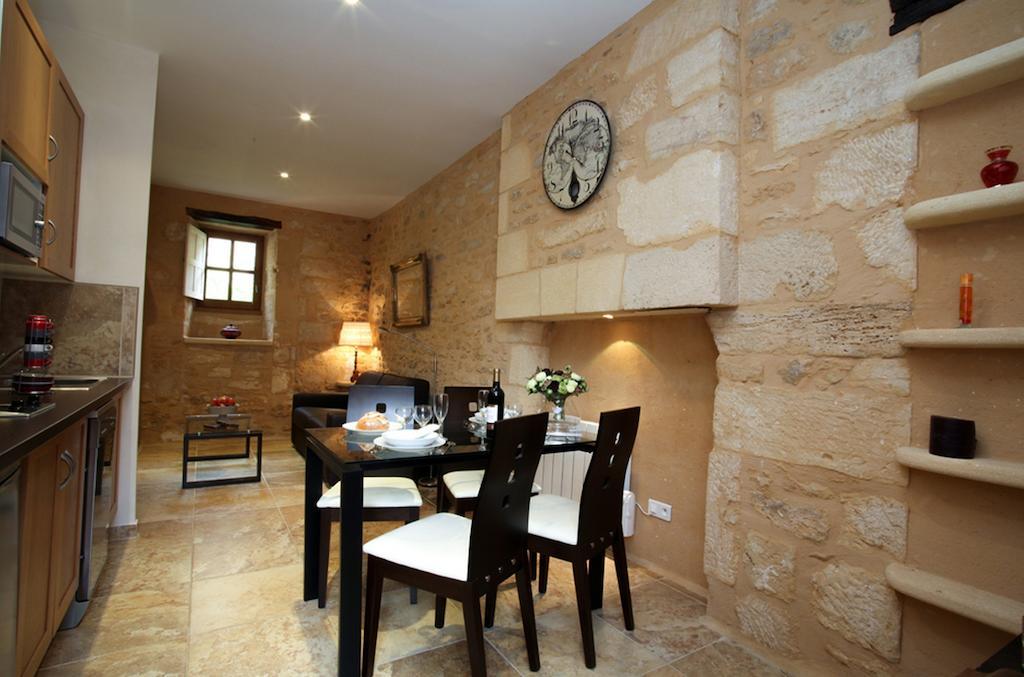 Le Grenier Du Chapitre Apartment Sarlat-la-Canéda Cameră foto